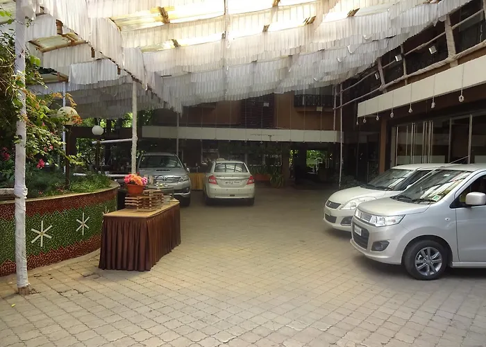 Hotel Chandralok Lonavala
